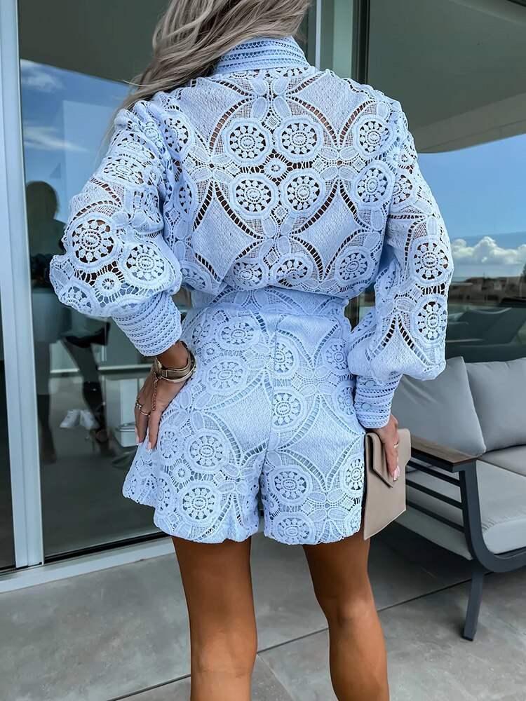 Lace set - Romantic elegance - Beautiful lace - Perfect for weddings and galas