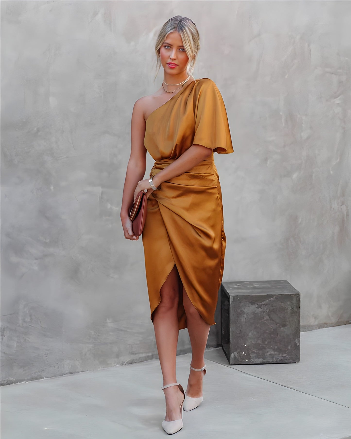 LP | Elegant silk party dress