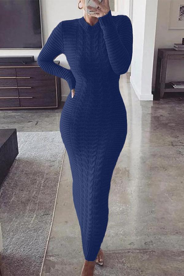 Long-sleeved twisted wool sweater