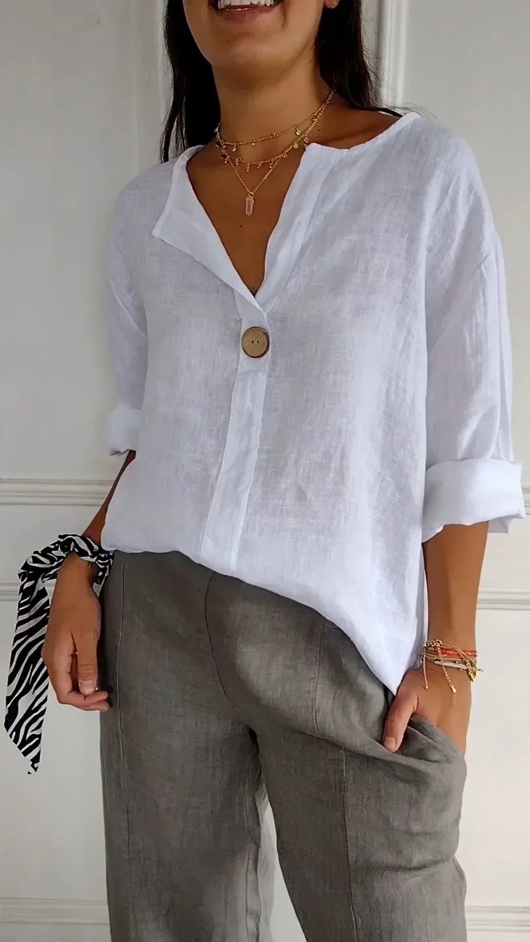Shaila Blouse | Loose-fitting linen blouse