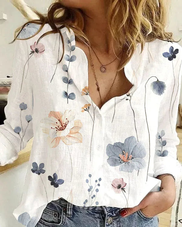 LP | cozy T-shirt with botanical flowers