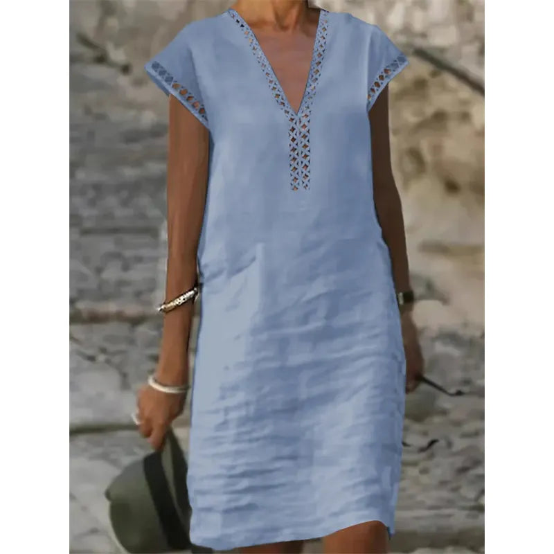 Dress with round neck and lace inset