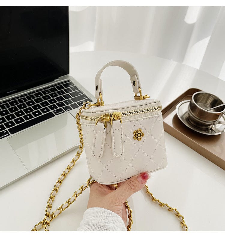 LP | Mini pouch-shaped shoulder bag