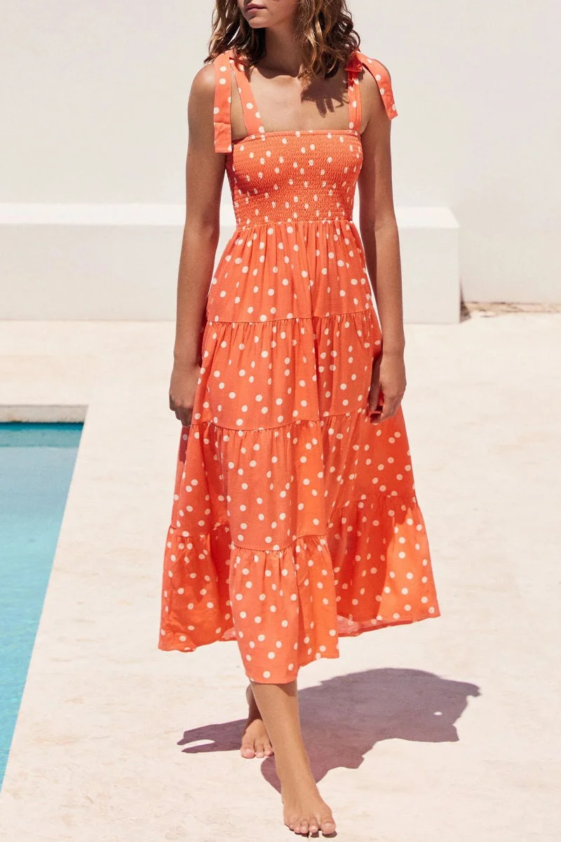 Dresses with thin straps and polka dots on Fashion Street