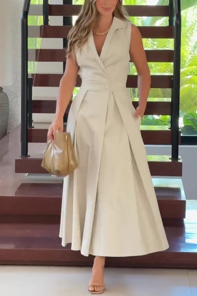 Maxi dress with polka dots and pockets