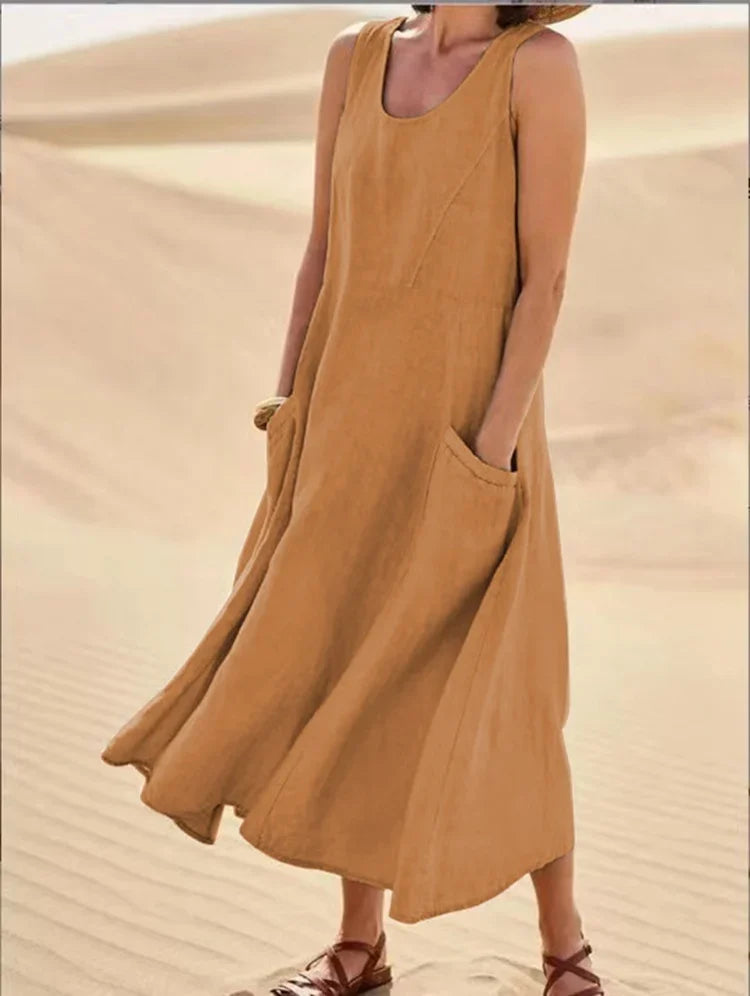 Sleeveless dress for ladies