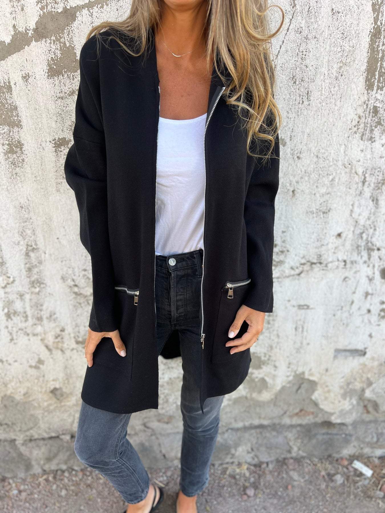 Laurenne | Chic and Comfortable Modern Long Jacket for Women