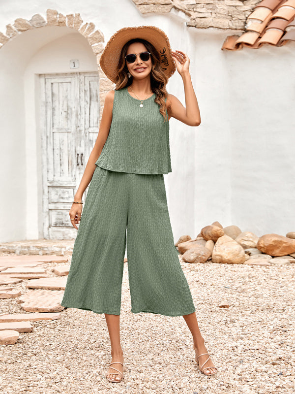 New ladies solid color casual loose sleeveless ladies jumpsuit