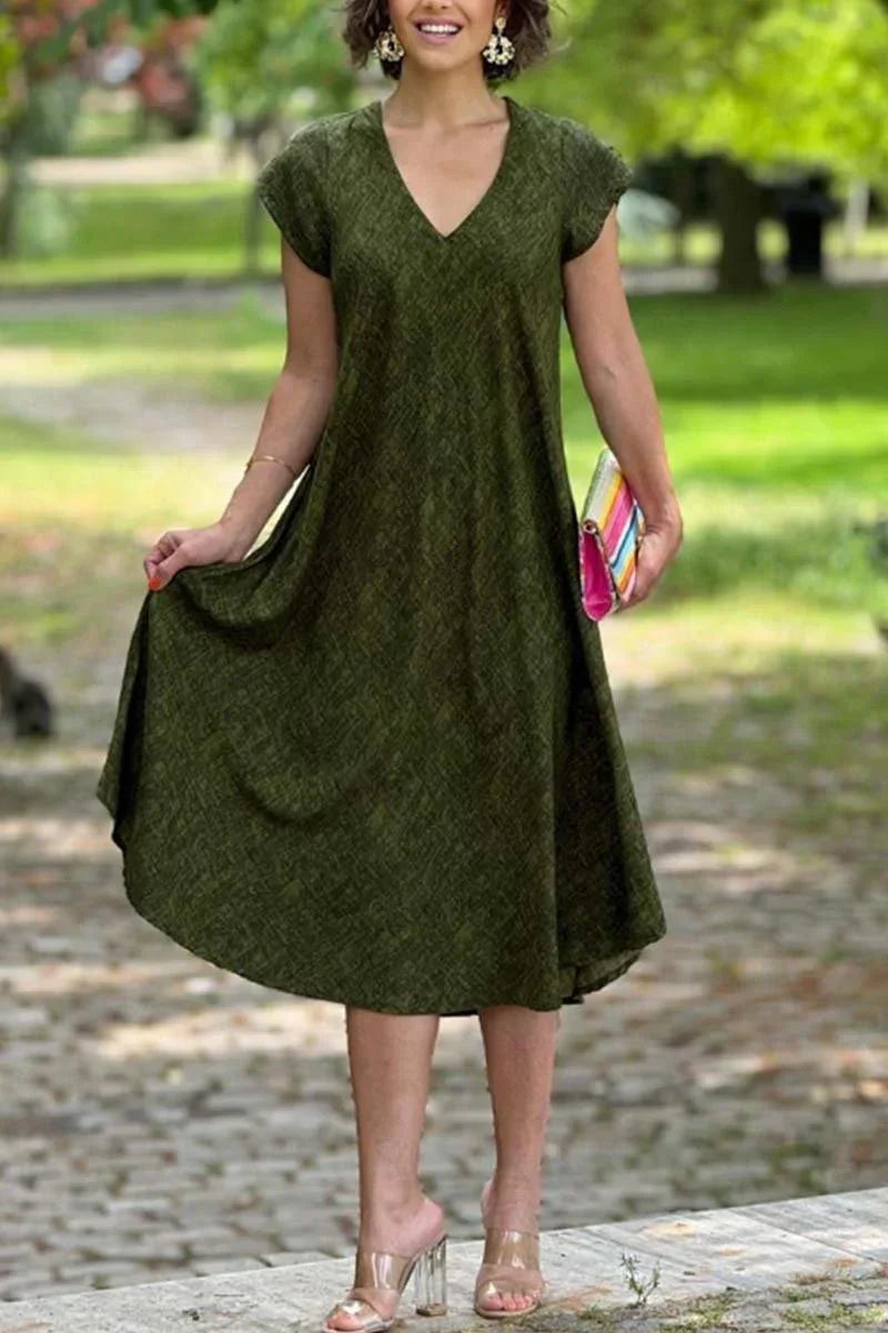Simple and flowing dress
