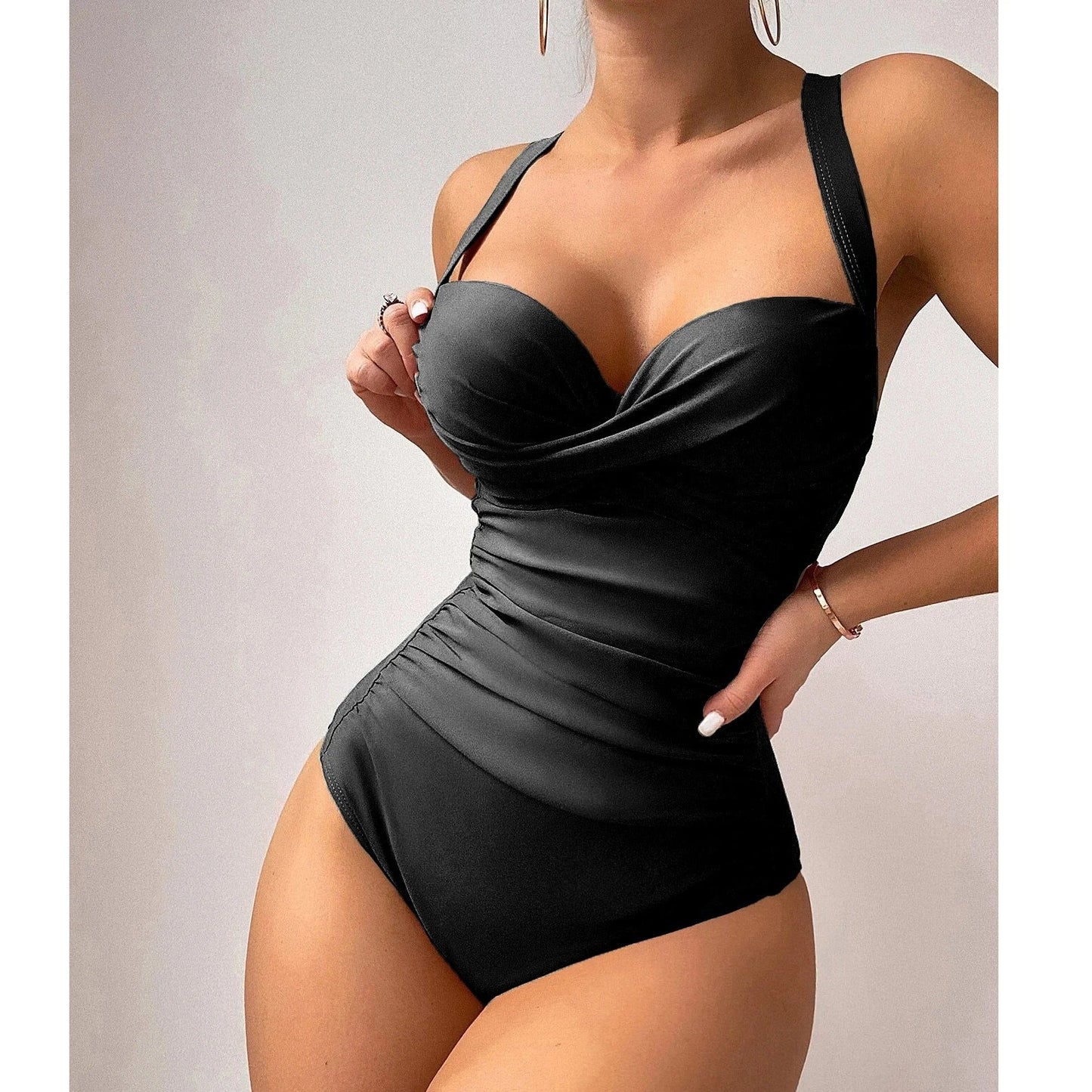 LD bikini from ����n piece with twisted front