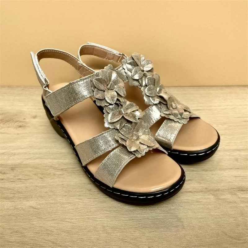 Women's summer sandals | Flowers