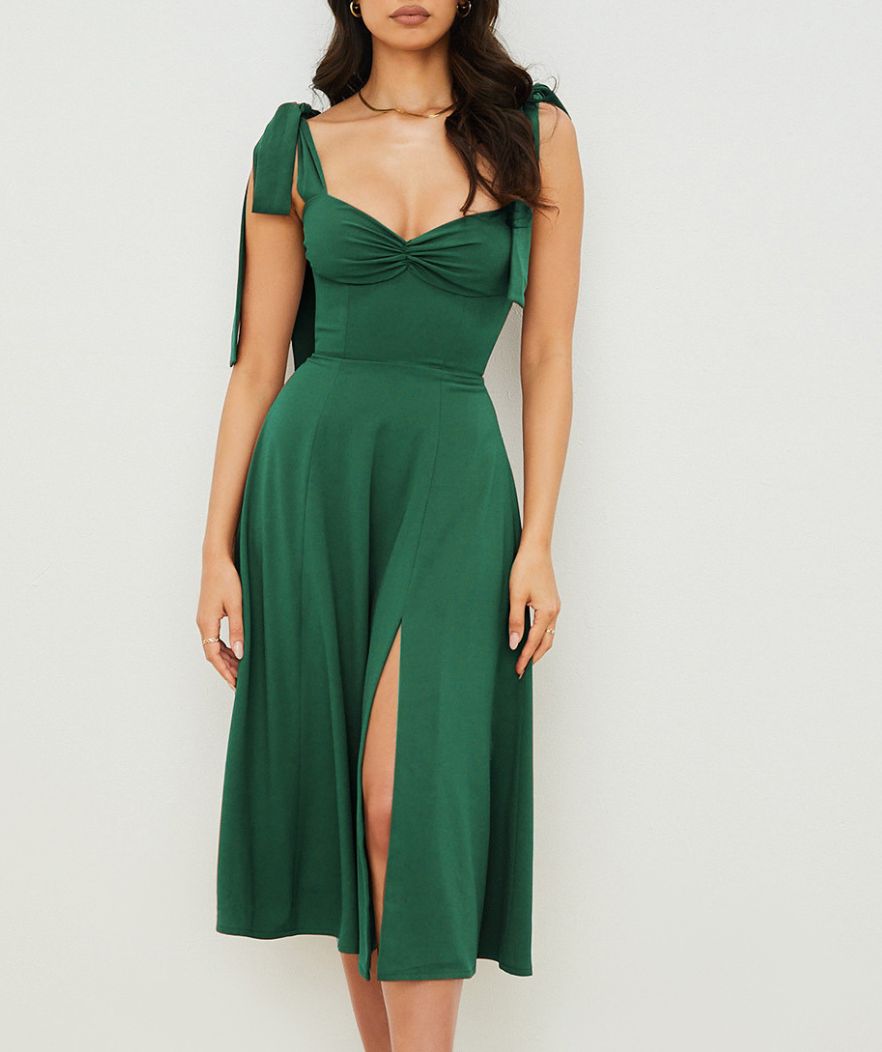 Elegant corset-style dress with adjustable straps