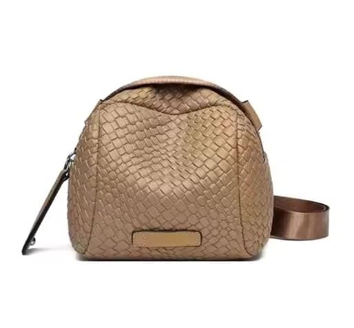 LP | Shoulder bag with woven pattern 2024