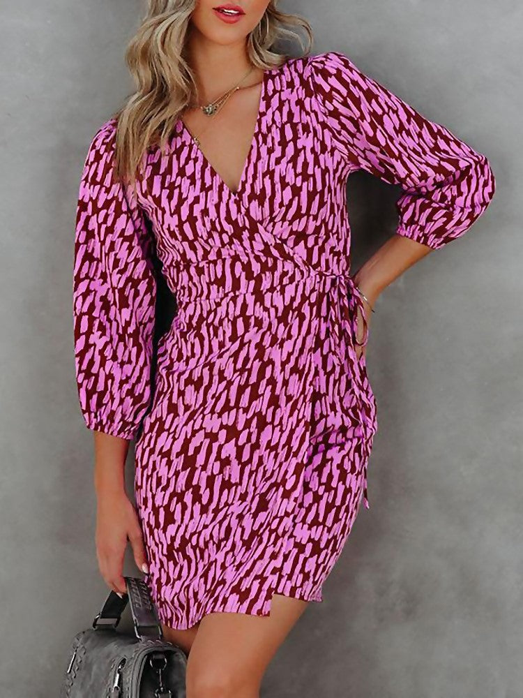 LD Printed casual dress with V-neckline