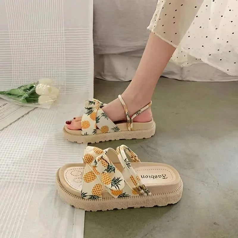 LP | Fashionable sandals