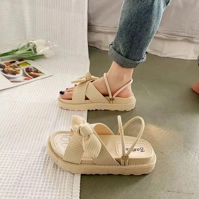 LP | Fashionable sandals