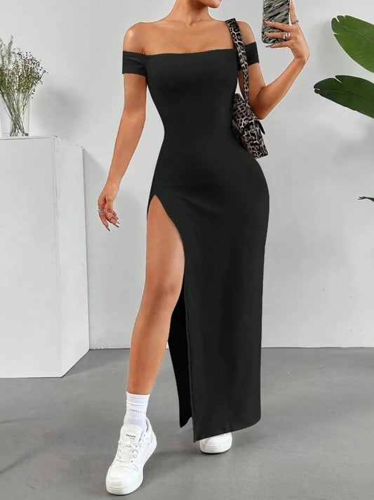 Tailored long dress with high slit and bare shoulders