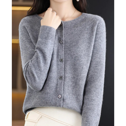 Fay | Chic and Comfortable Women's Merino Wool Cardigan