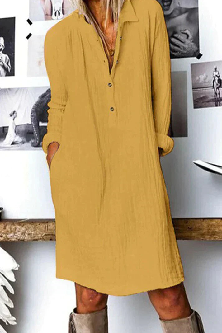 Mc | Casual dress with folded collar and buckle.