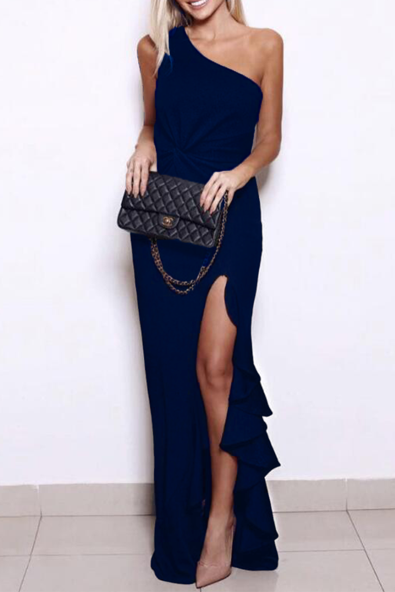 LP | Elegant one-shoulder evening gown with voluminous ruffle opening