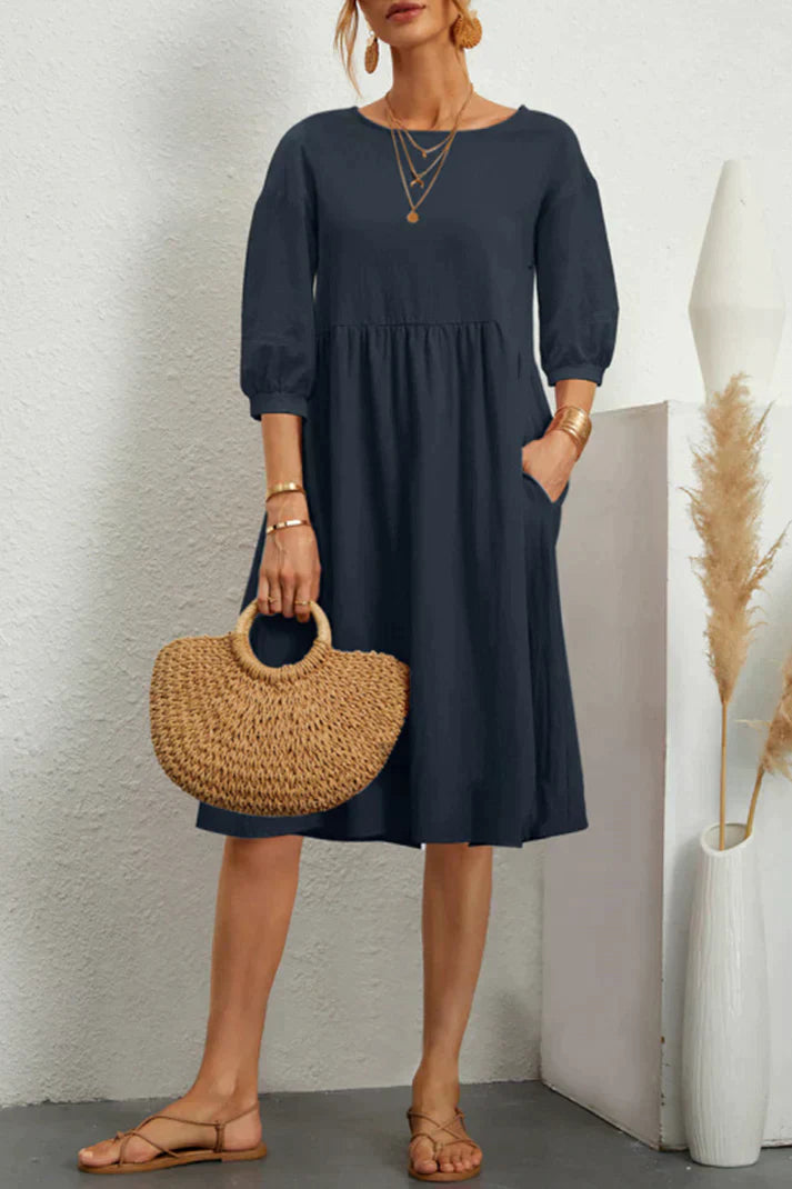 Mc | Mid-length casual dress with 3/4 sleeves