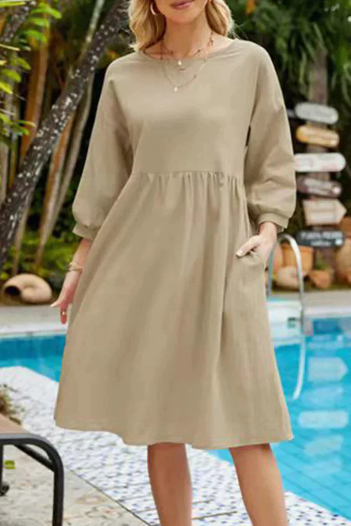 Mc | Mid-length casual dress with 3/4 sleeves