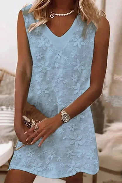 LP | Casual and cute one-color embroidered vest dress