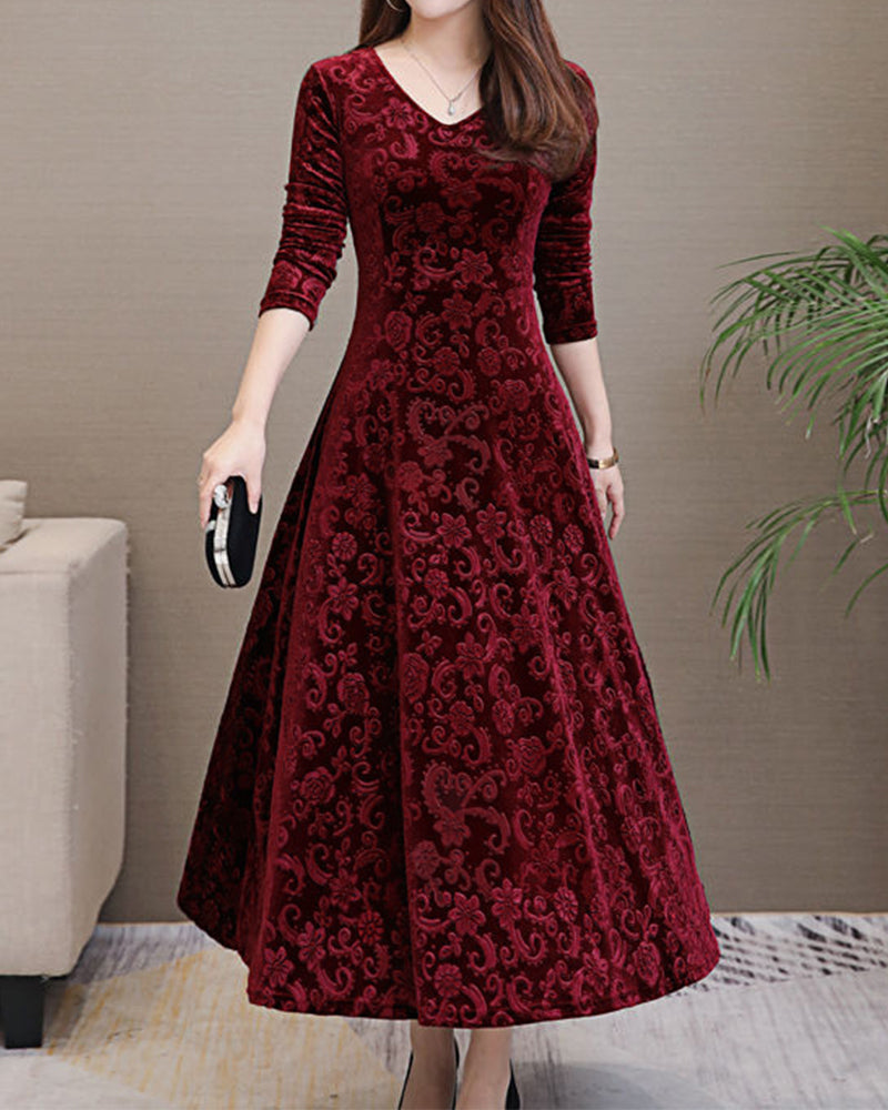 LP | Elegant Velvet Dress