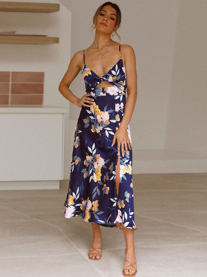 LD Long halterneck dress with V-neck and elegant floral print