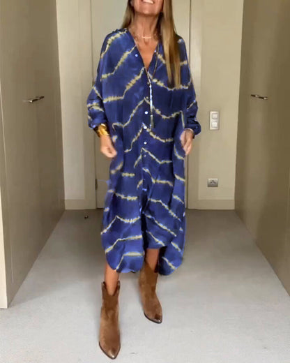 LP | Wide dress with plunging neckline