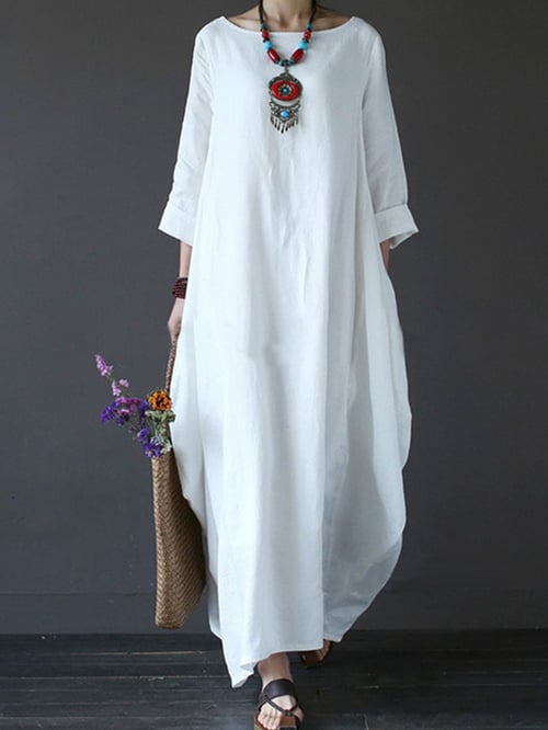 Loose-fitting women's dress in large size