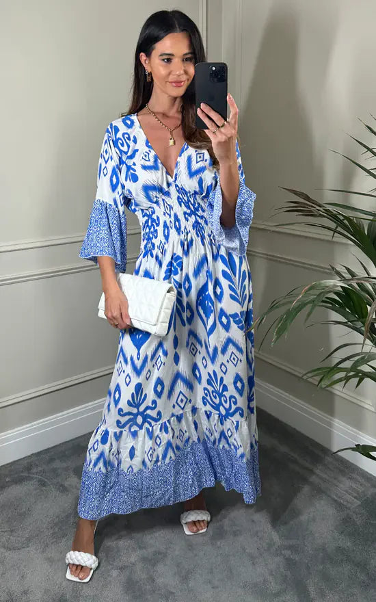 LD Long dress with V-neck and floral print in blue and white