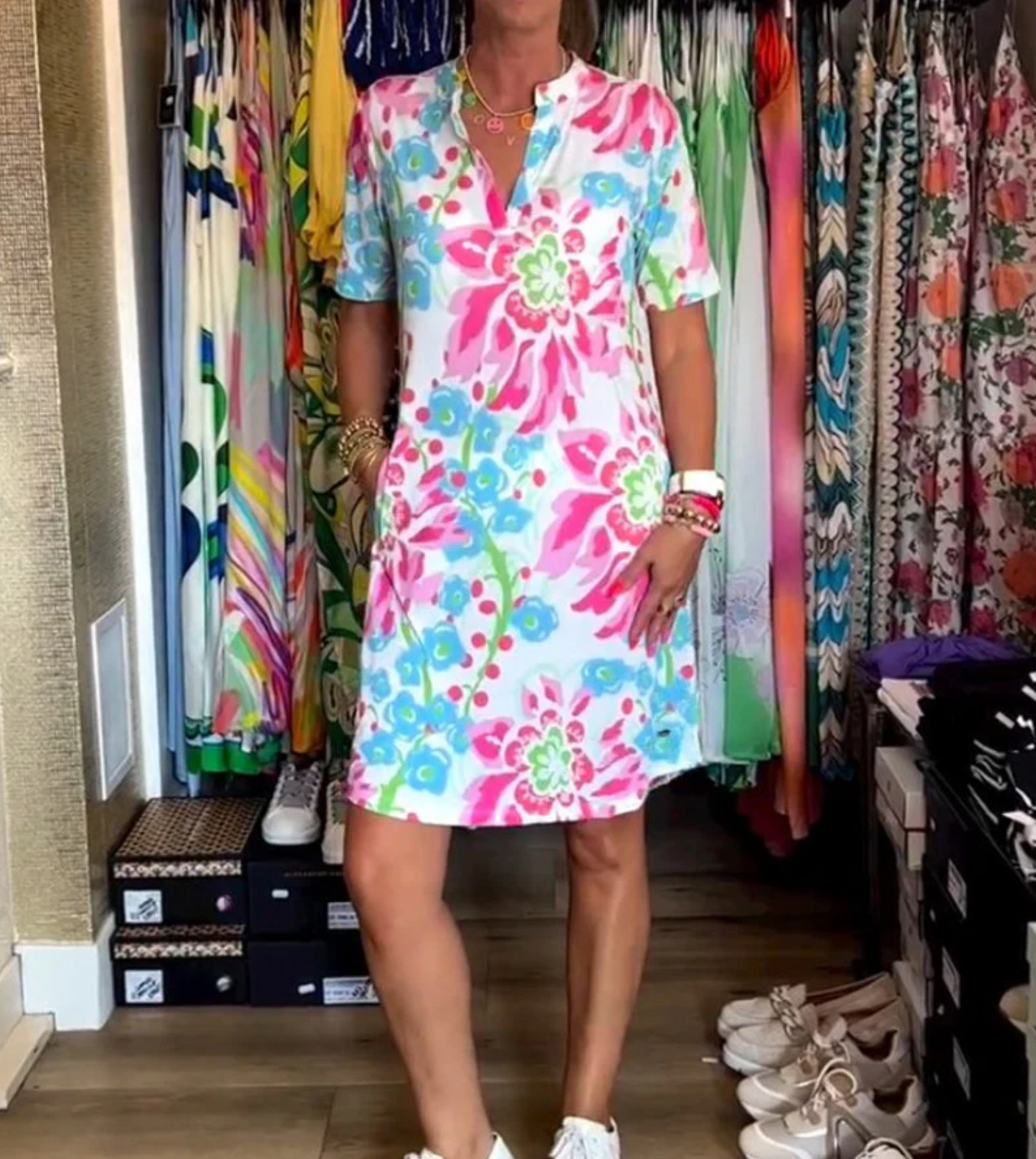 LP | Short-sleeved dress with floral print