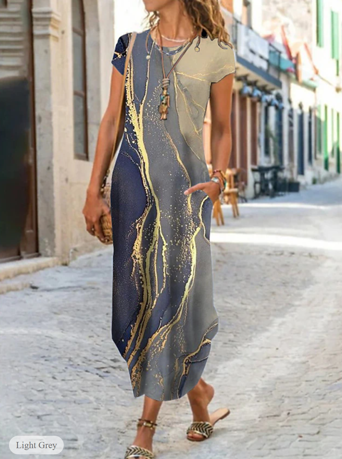 LP | Short-sleeved dress with print