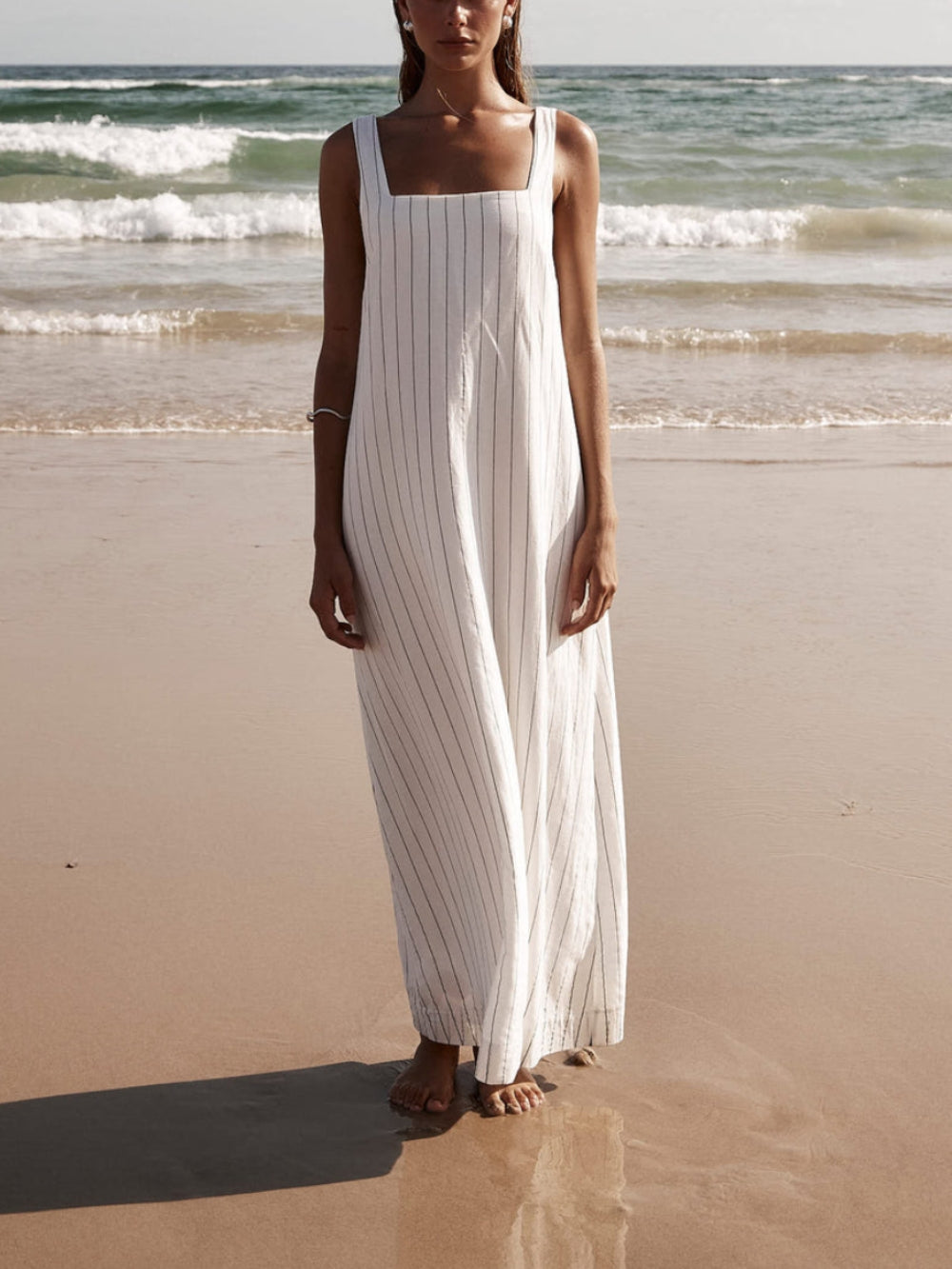 LP | Simple and beautiful long striped dress with square neckline