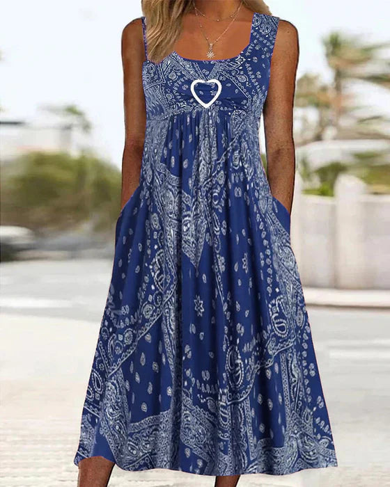 LP | Sleeveless dress with print and heart detail