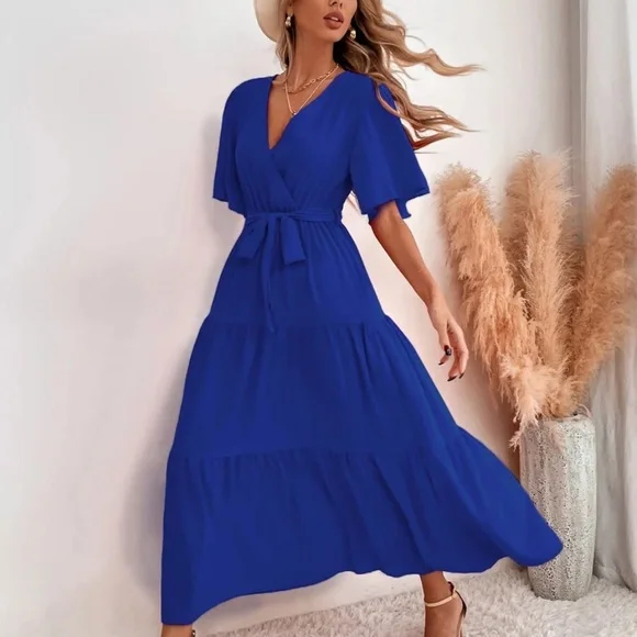 LP | Superplie boho maxi dress with ruffles and butterfly sleeves