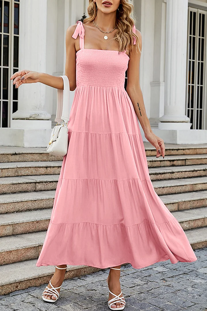 LP | Printed dresses with narrow straps and patches in city fashion