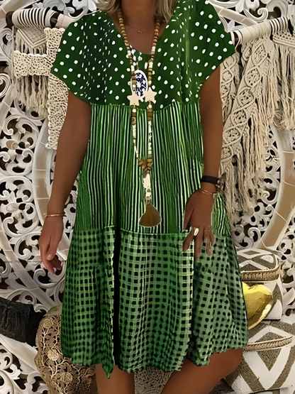 LP | Contrast printed short-sleeved dress with round neckline