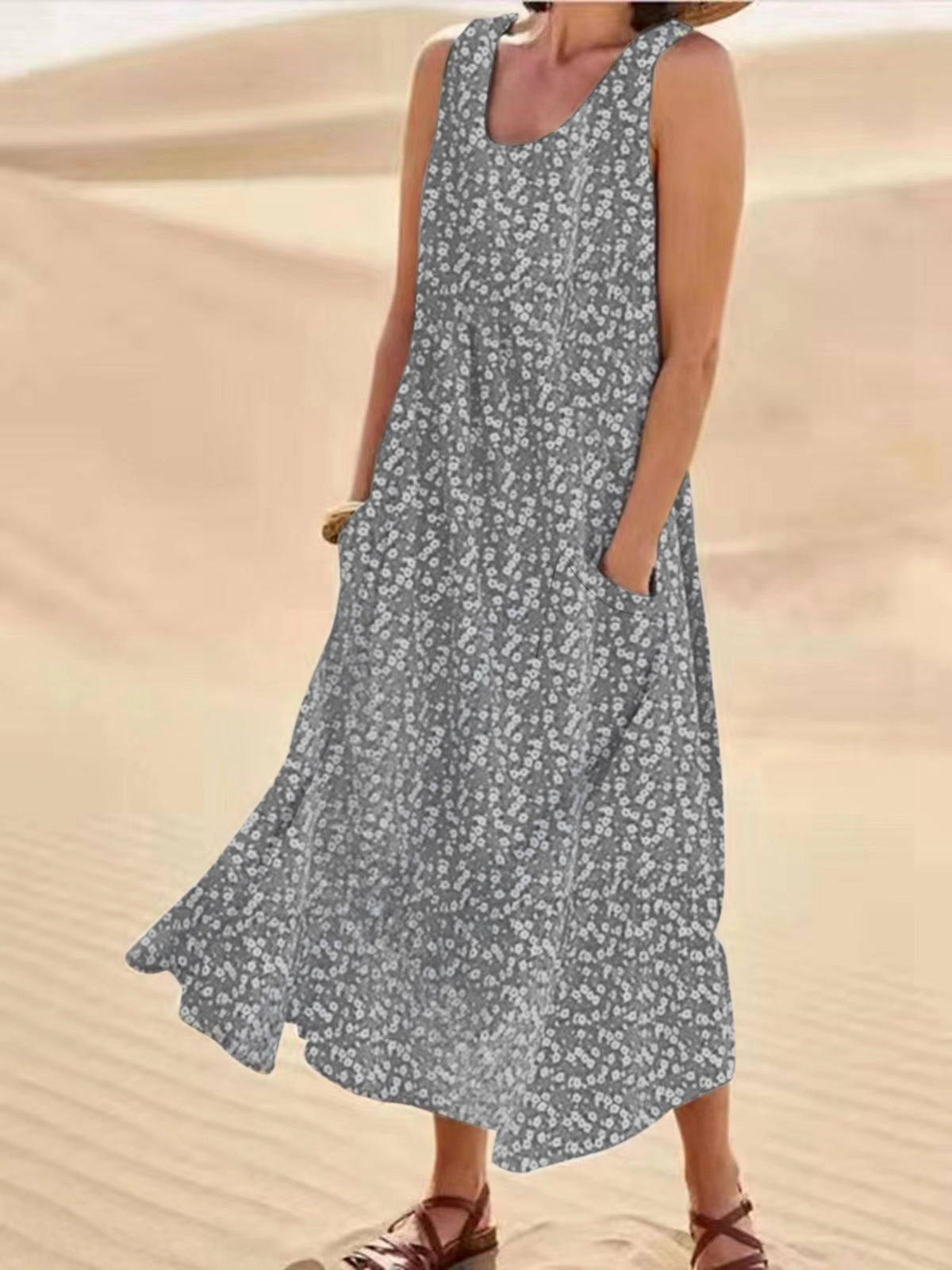 LP | Emma - Sleeveless pocket dress with round neckline, large, swinging floral dress, size L