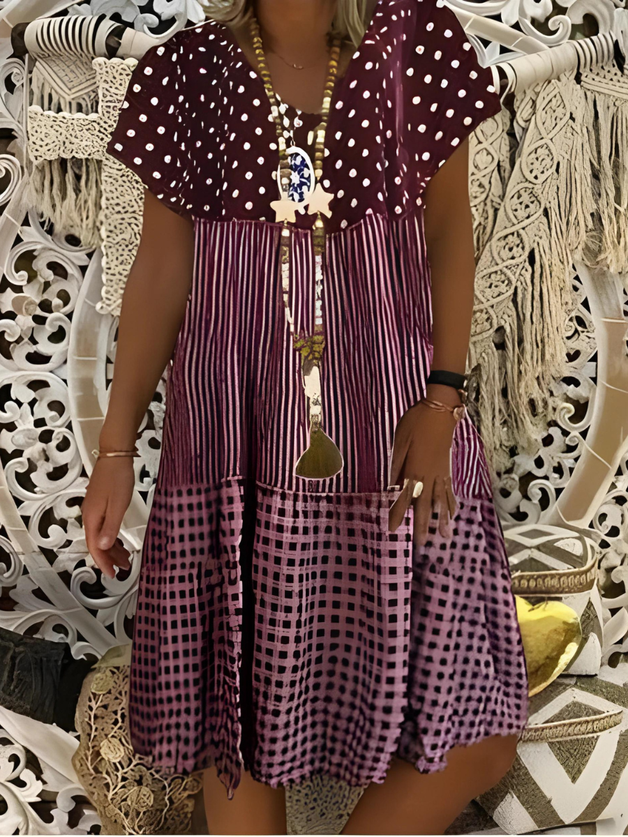 LP | Contrast printed short-sleeved dress with round neckline