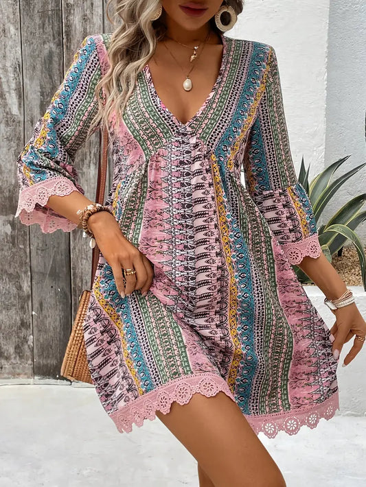 LP | Elegant V-neck mini dress with boho print