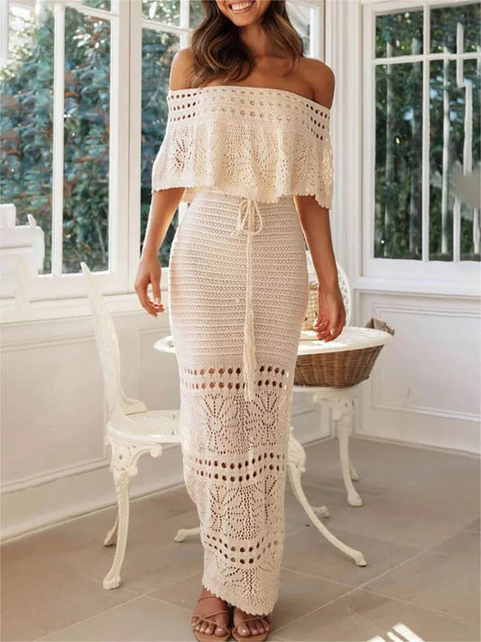 LP | Maxi crochet dresses with bare shoulders