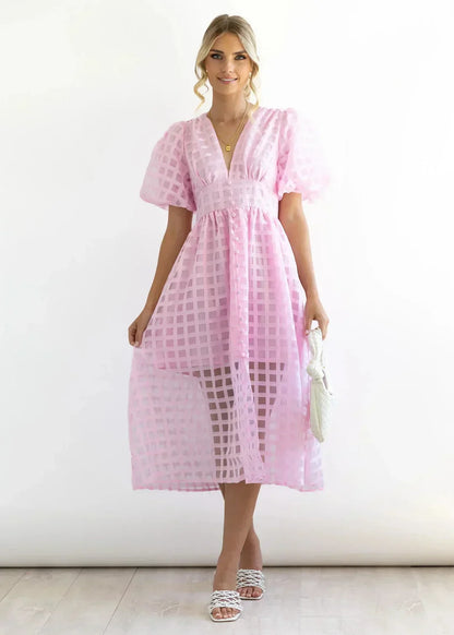 Checkered dress with ruffled sleeves