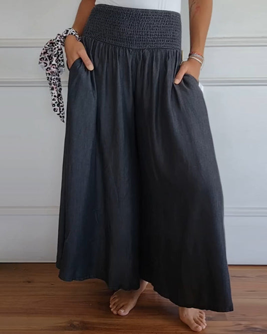 Wide pants with elastic waistband