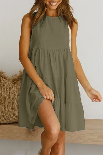 LP | Princess dresses with round neckline and casual patches in one very trendy color