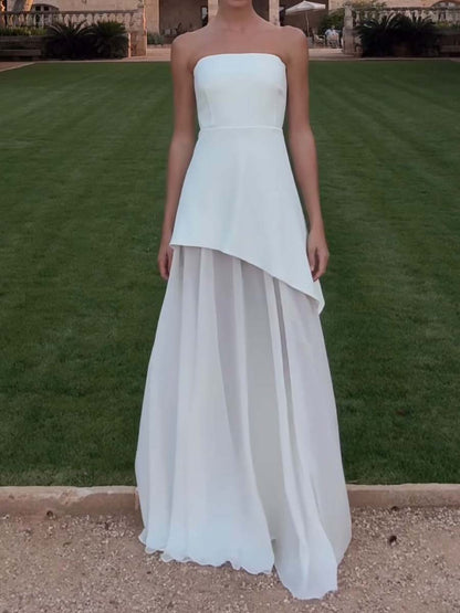 Elegant strapless dress with asymmetrical design for special occasions