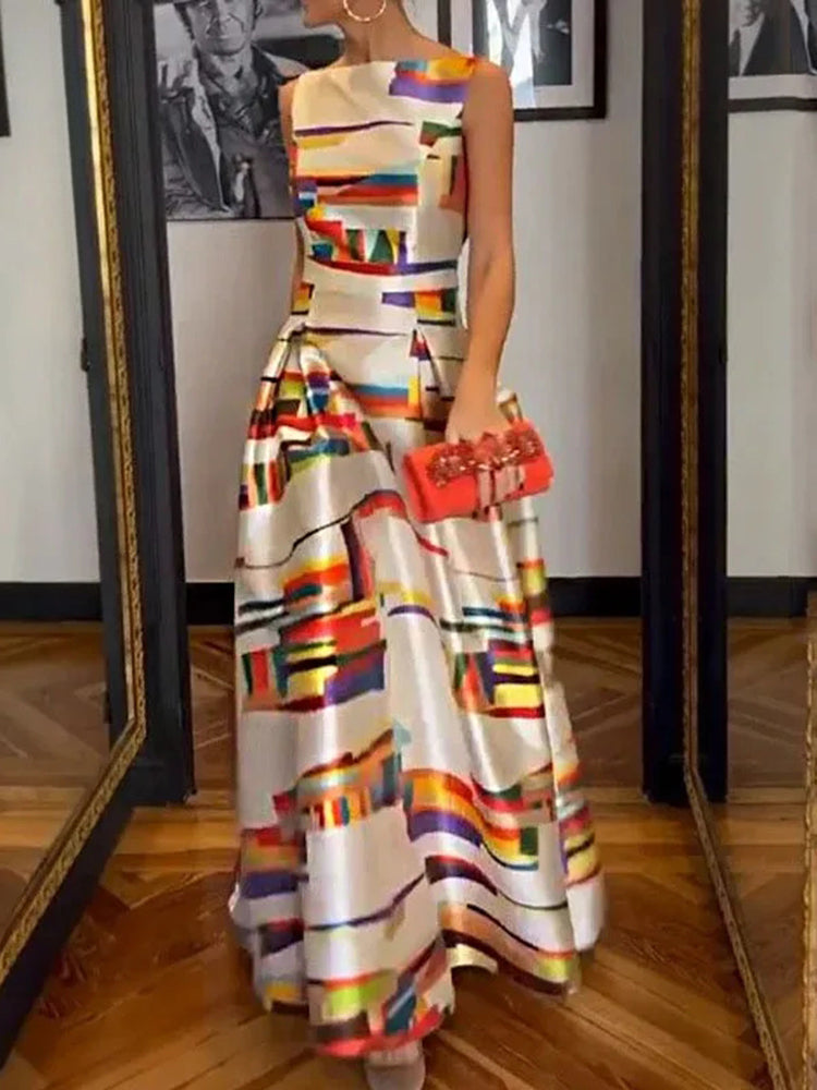 Maxi dress with geometric print