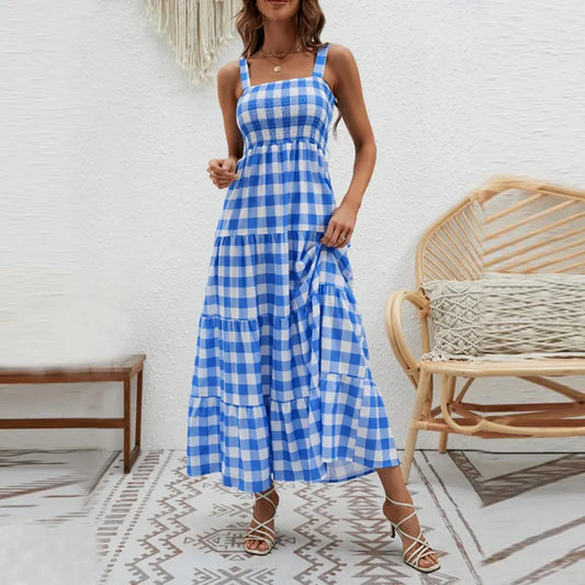 Dress with checkered pattern