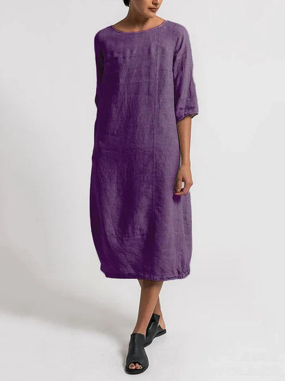LP | One-color casual dress with round neckline and 3/4 sleeves